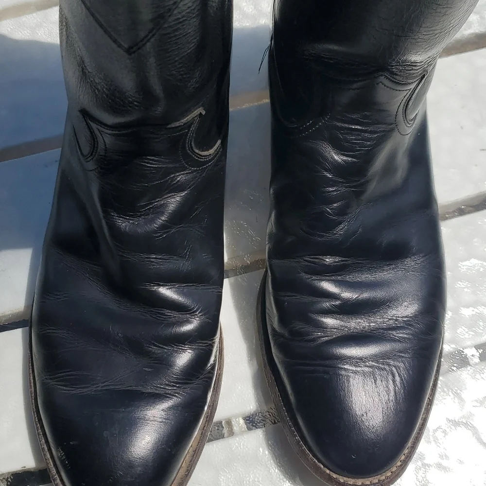 Justin Roper Style# 3133. GUC. Black. Size 11E. Made In USA